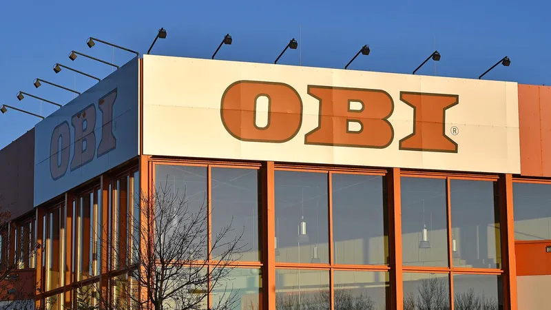 Немецкая OBI подала иск к российской «ОБИ франчайзинговый центр» о запрете использования товарных знаков