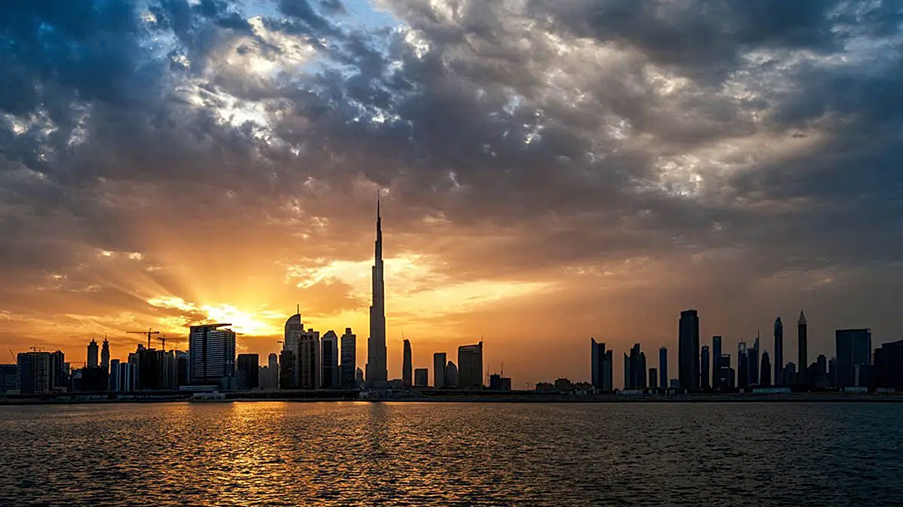 Дубай по-прежнему показывает рост. Аналитика девяти месяцев 2023 года