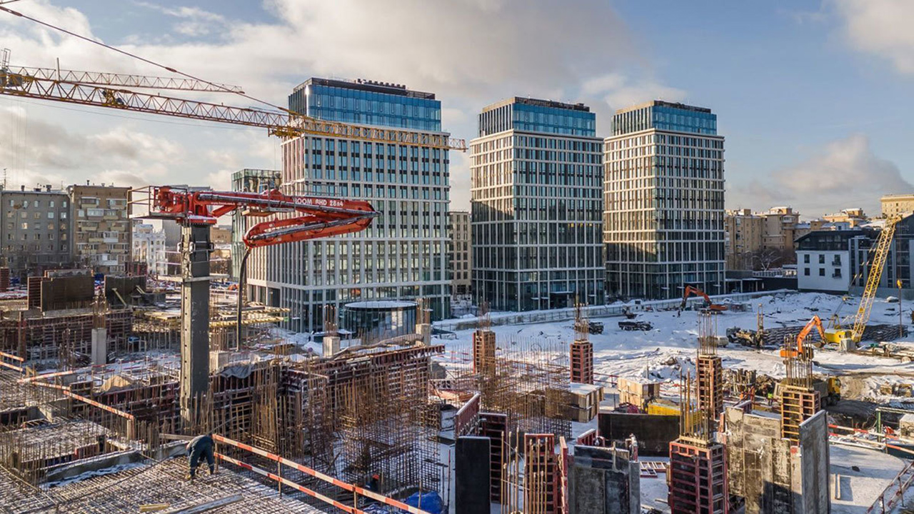 Центробанк намерен выкупить офисную часть МФК Slava в Москве