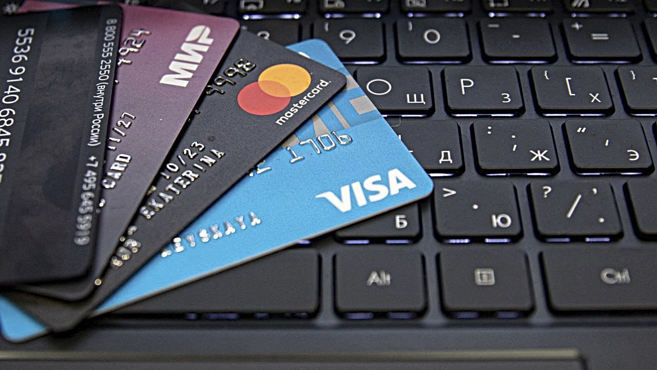 Сбербанк запустил переводы в Казахстан на карты Visa и MasterCard